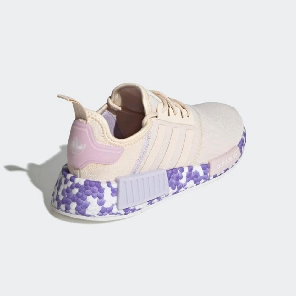 NEW Adidas Originals NMD R1 Women's Running Shoes Size 8 - Picture 3 of 8